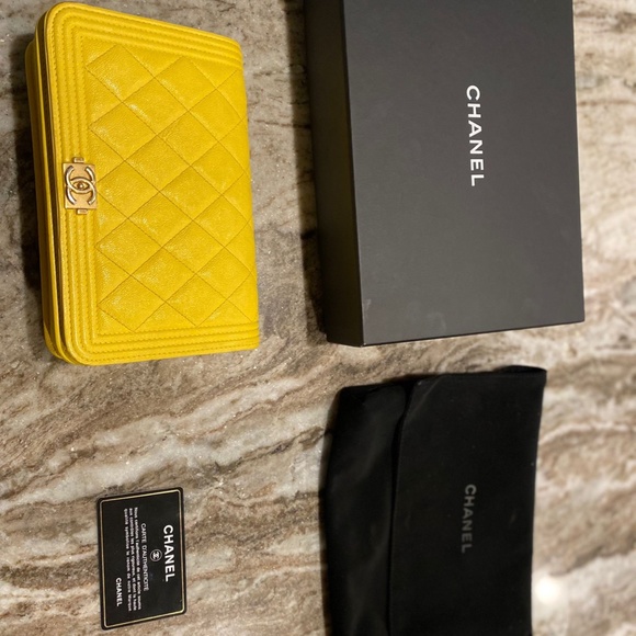 Amazing Condition! CHANEL Boy Wallet On Chain Yellow! 💛💛💛 - Picture 2 of 12